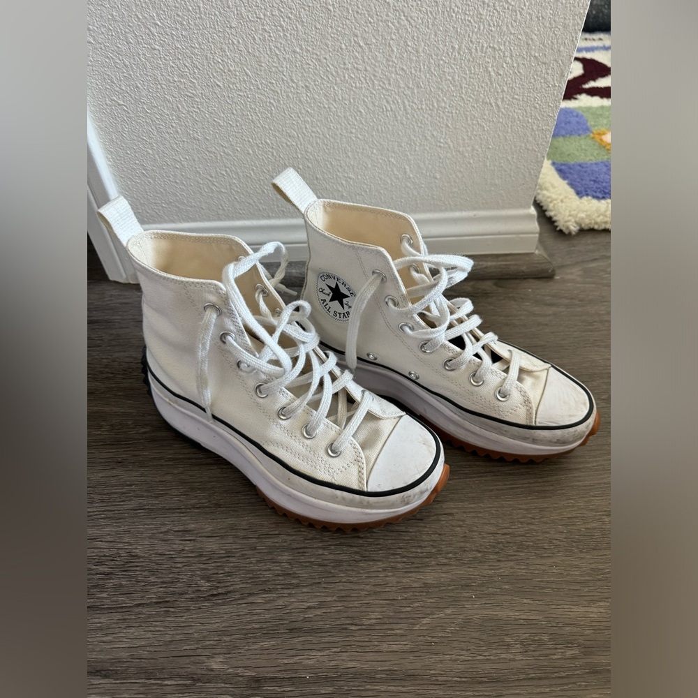 Converse Run Star Hike Platform White Women 6.5